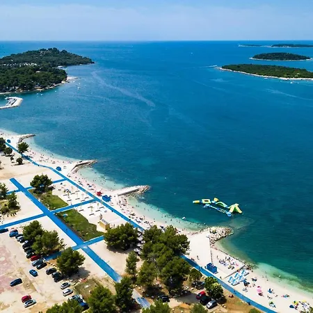 Blue Water Пула